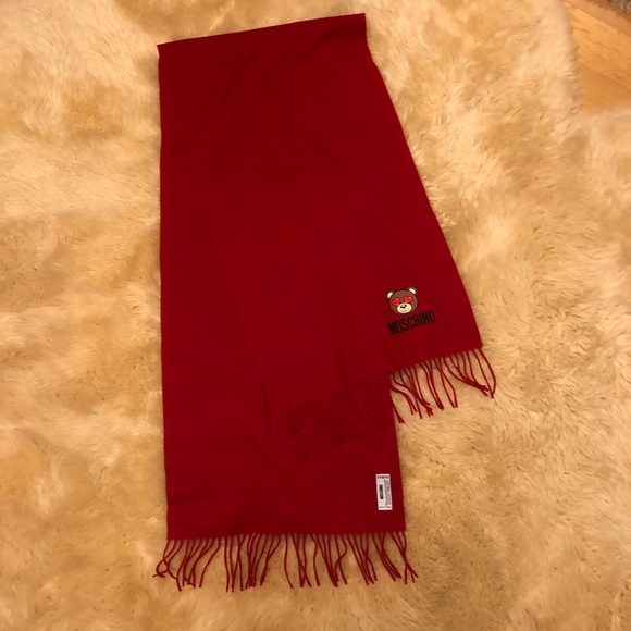 Red Moschino Wool Scarf with bear logo detail